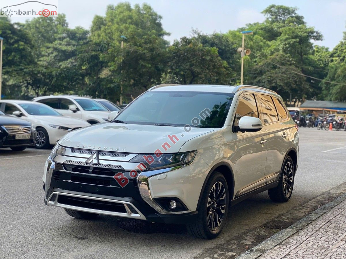 Bán ô tô Mitsubishi Outlander 2.0 CVT Premium - 2020 - xe cũ