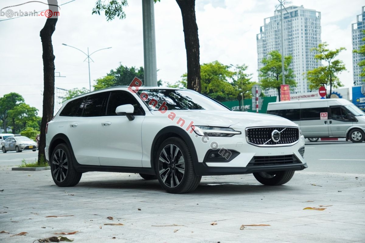 Bán ô tô Volvo V60 Cross Country B5 AWD - 2022 - xe cũ