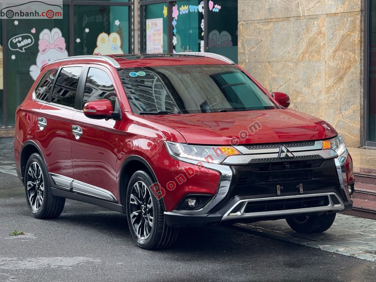 Bán ô tô Mitsubishi Outlander Premium 2.0 CVT - 2021 - xe cũ