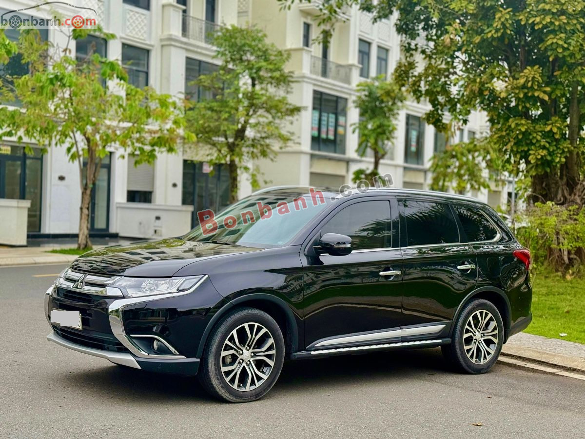 Bán ô tô Mitsubishi Outlander 2.0 CVT Premium - 2018 - xe cũ