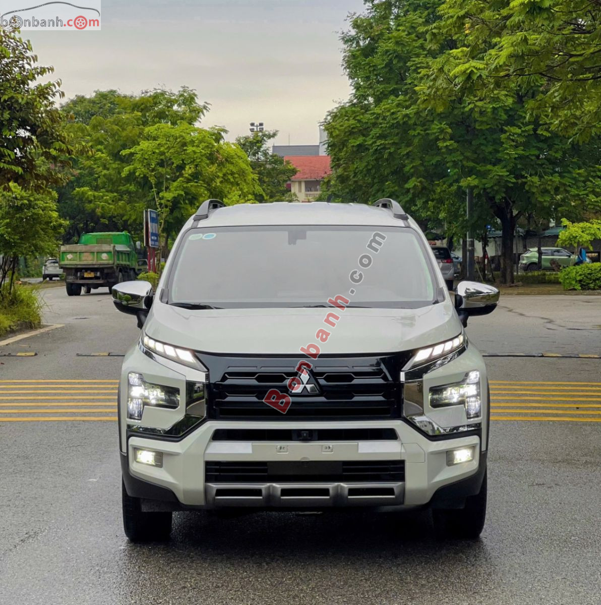 Bán ô tô Mitsubishi Xpander Cross 1.5 AT - 2023 - xe cũ