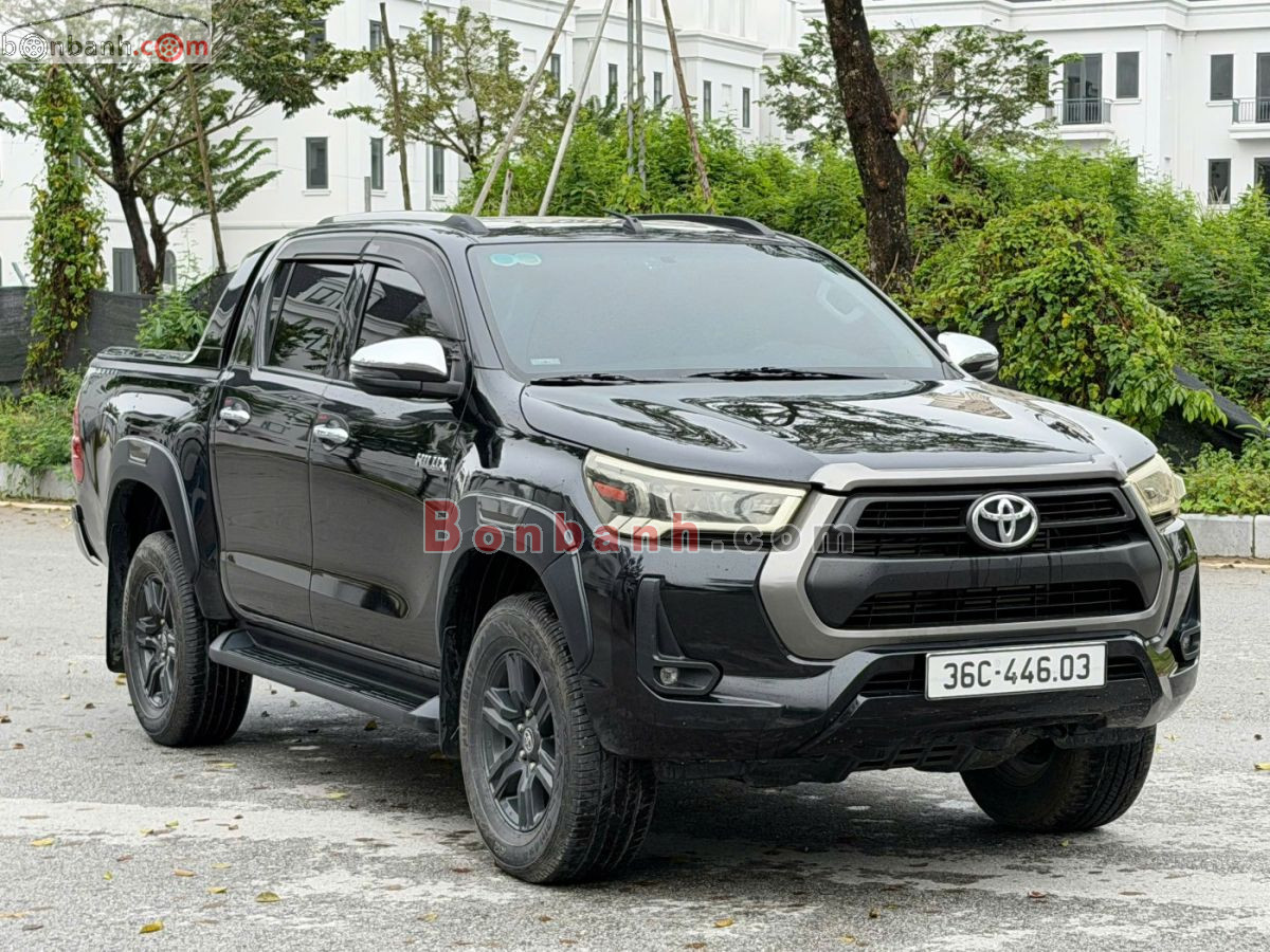 Bán ô tô Toyota Hilux 2.4L 4x2 AT - 2021 - xe cũ