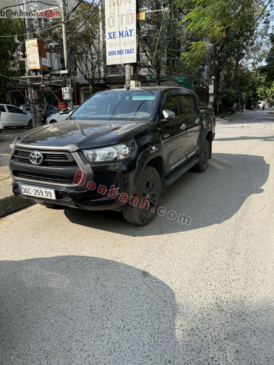 Bán ô tô Toyota Hilux 2.4L 4x2 AT - 2021 - xe cũ