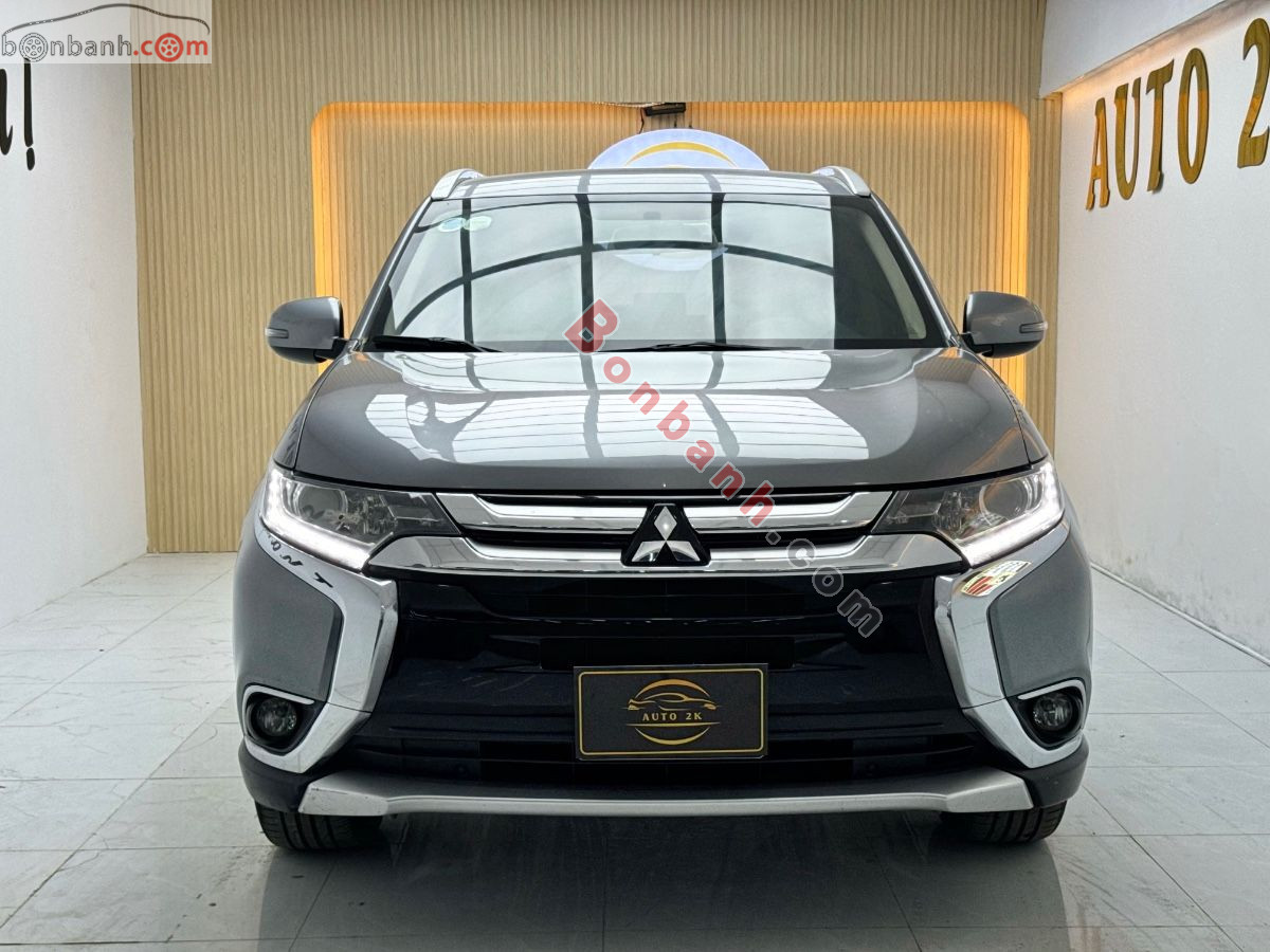 Bán ô tô Mitsubishi Outlander 2.0 CVT - 2018 - xe cũ