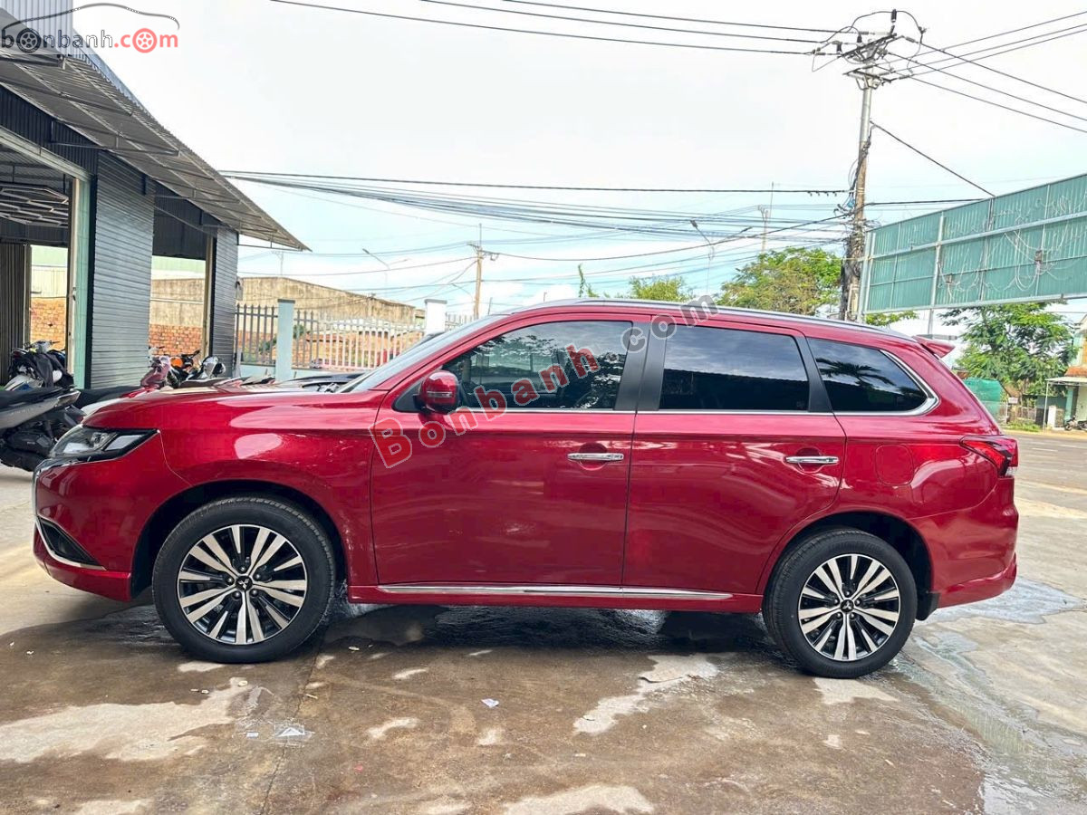 Bán ô tô Mitsubishi Outlander 2.0 CVT - 2023 - xe cũ