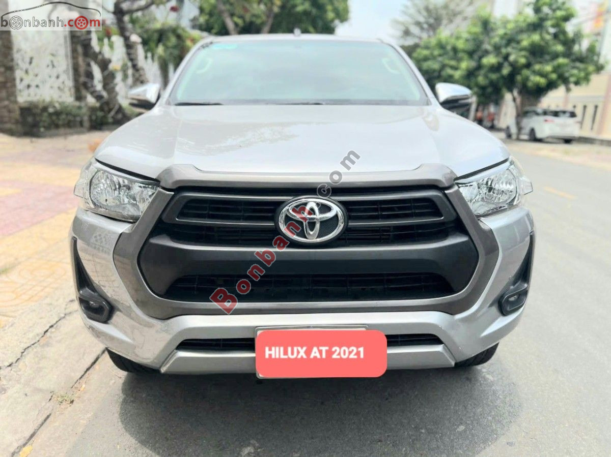 Bán ô tô Toyota Hilux 2.4L 4x2 AT - 2021 - xe cũ