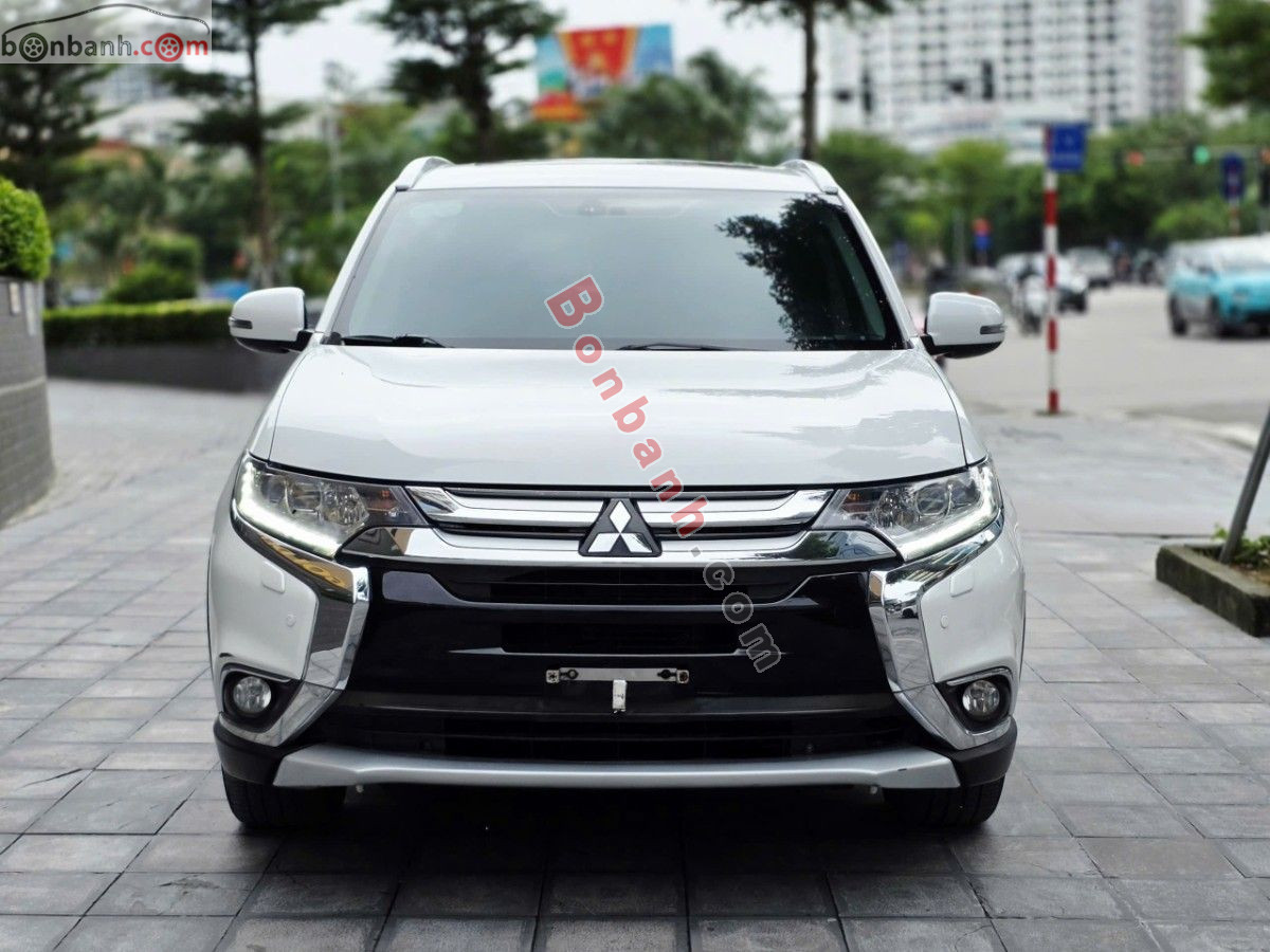 Bán ô tô Mitsubishi Outlander 2.0 CVT Premium - 2019 - xe cũ