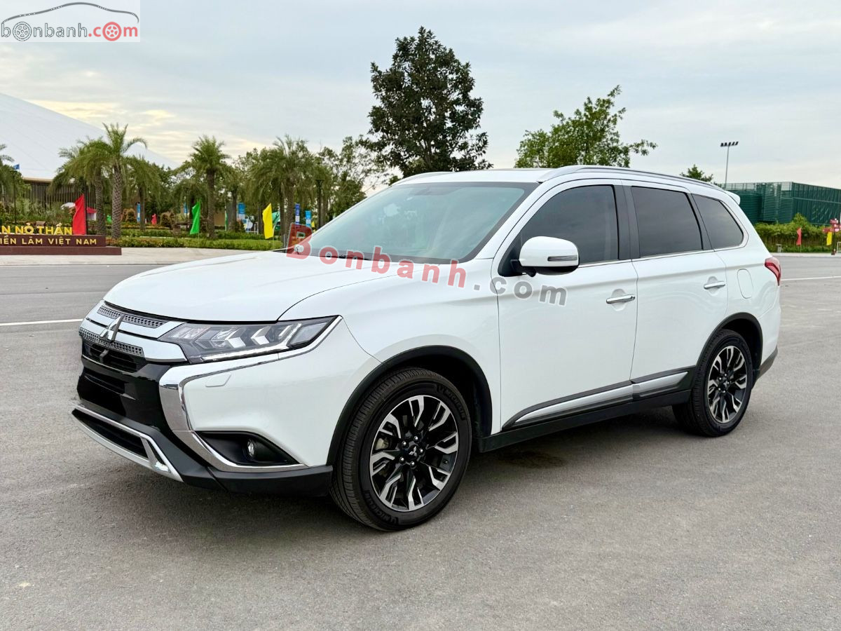 Bán ô tô Mitsubishi Outlander Premium 2.0 CVT - 2021 - xe cũ