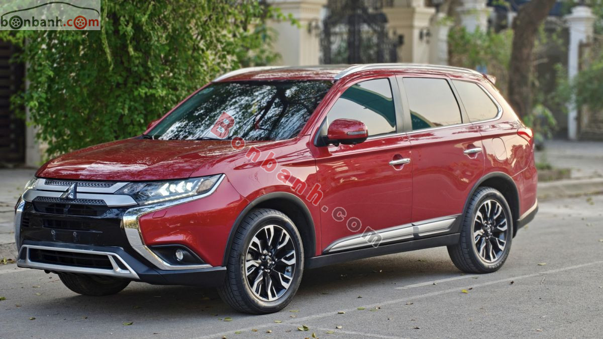 Bán ô tô Mitsubishi Outlander Premium 2.0 CVT - 2021 - xe cũ