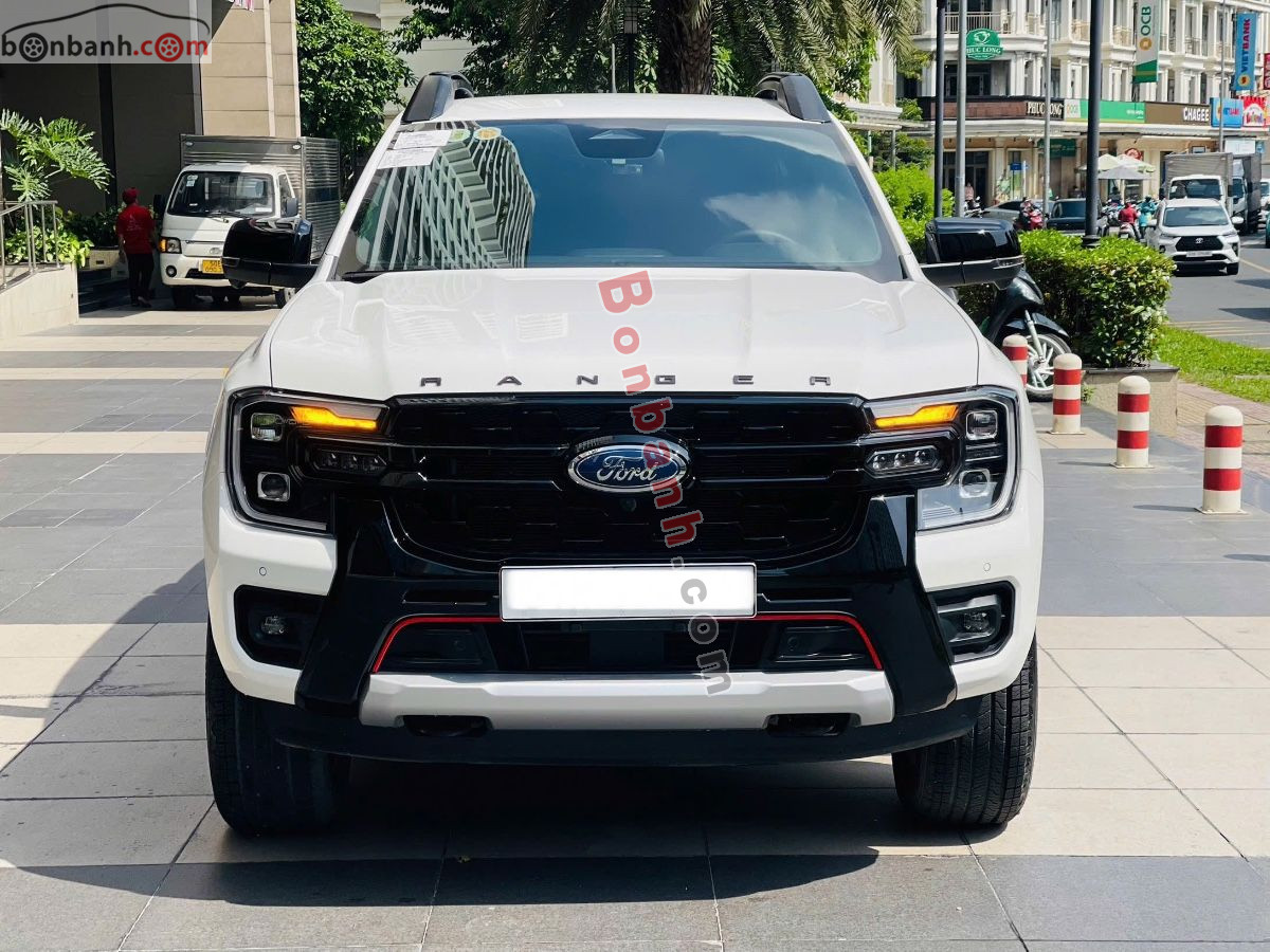 Bán ô tô Ford Ranger Stormtrak 2.0L 4x4 AT - 2025 - xe cũ