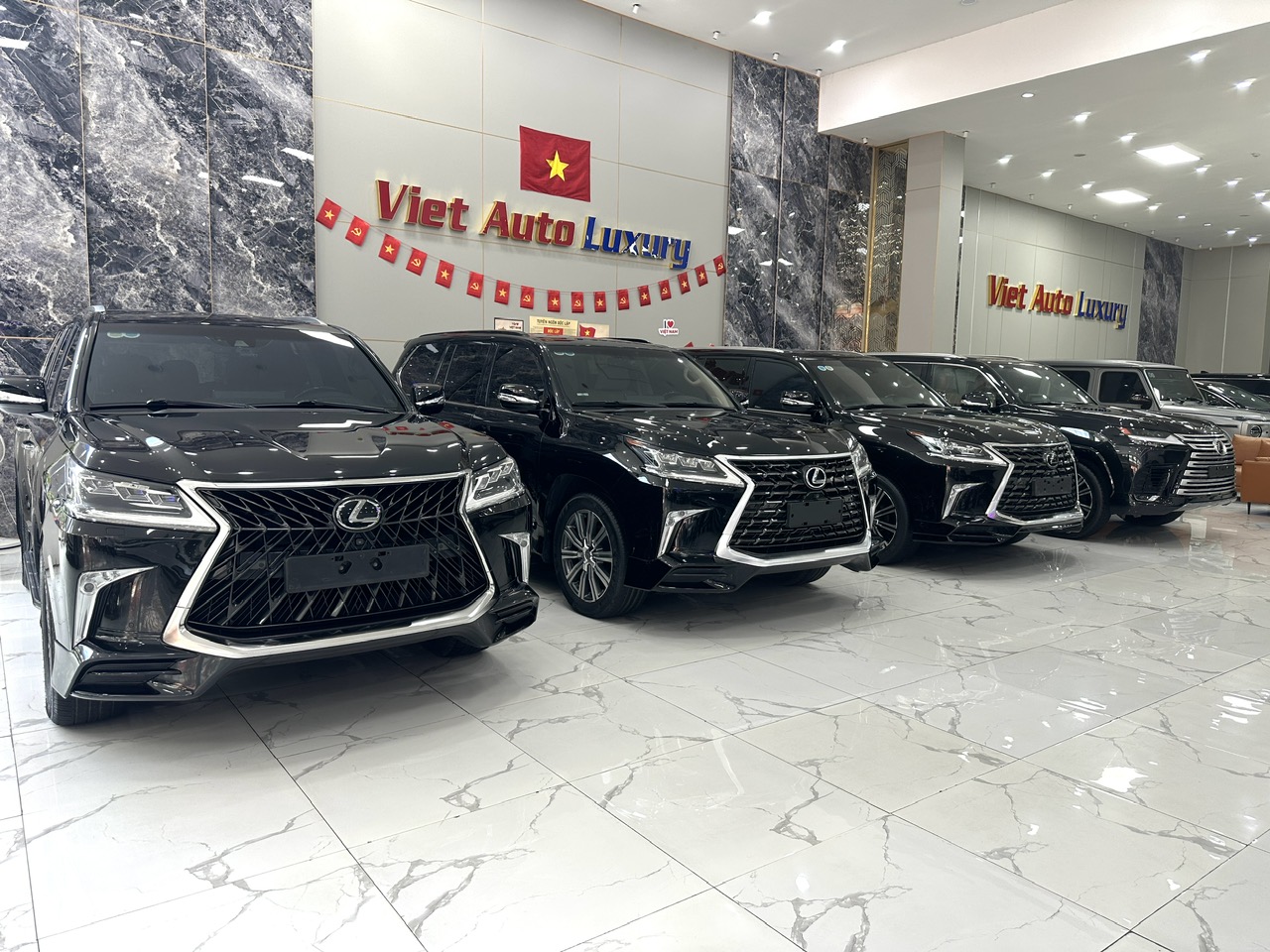 Bán ô tô Lexus LX 570 sản xuất 2018 bản xuất Mỹ