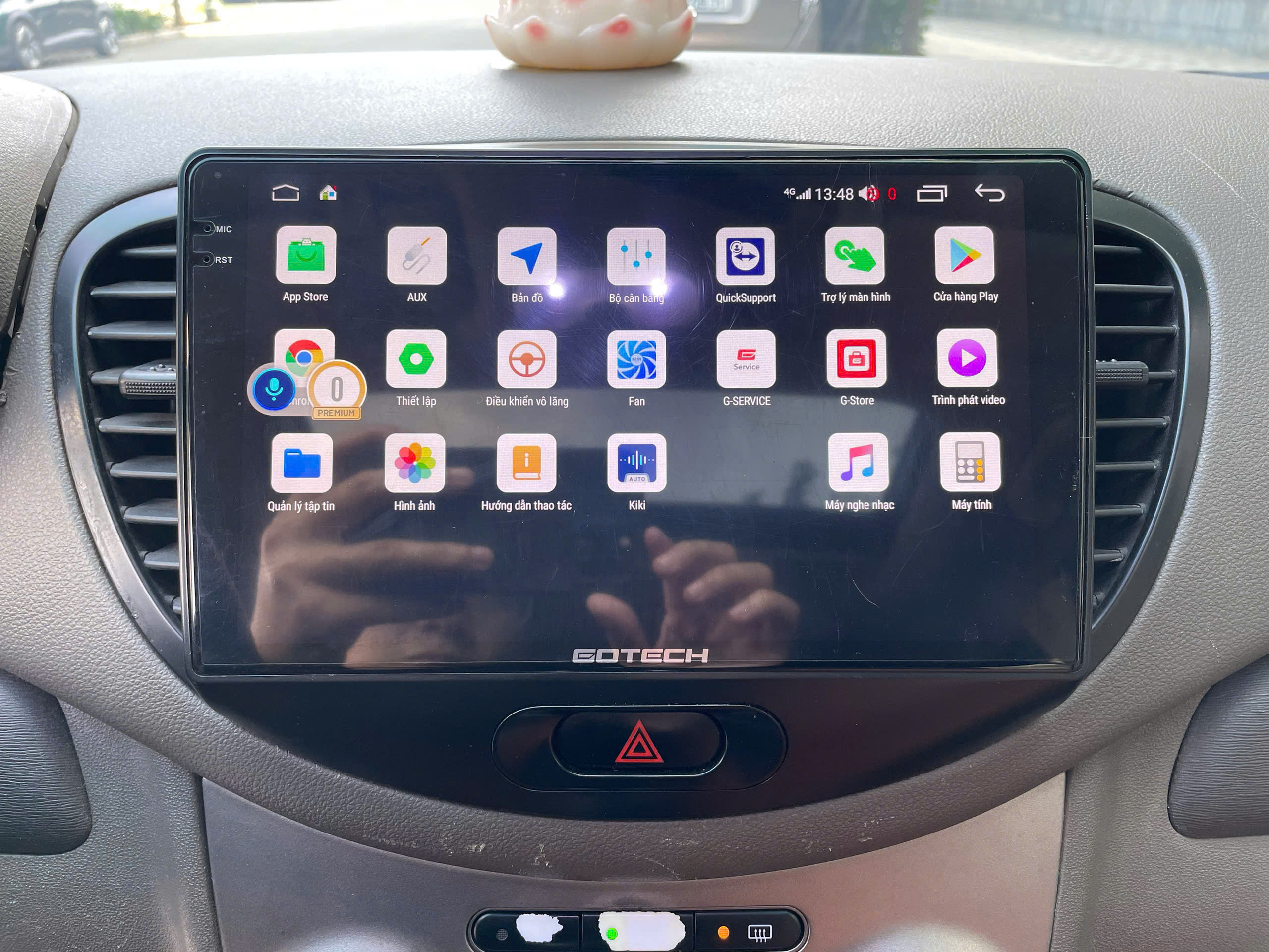 Bán ô tô Hyundai Grand i10 1.2 AT sản xuất 2011, màu bạc, nhập khẩu