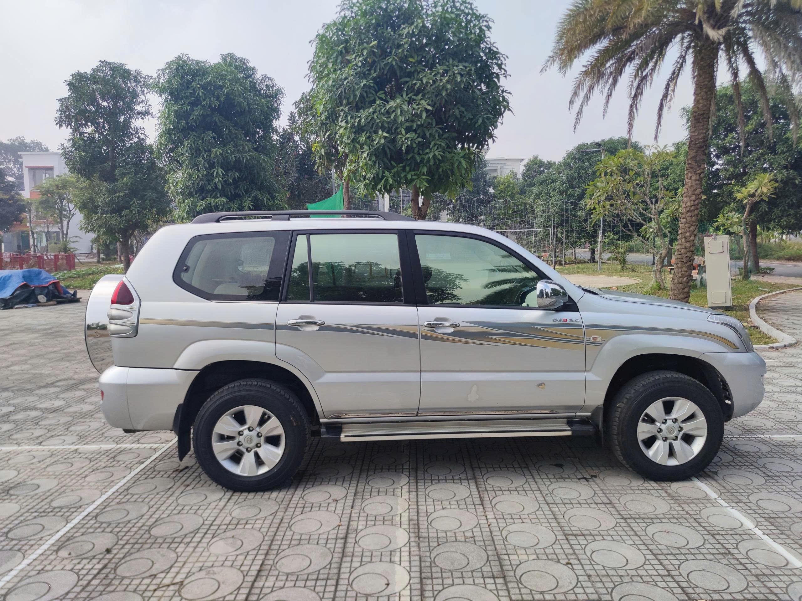 Toyota Land Cruiser Prado 2005 – MT – Máy dầu GX 3.0 – 7 chỗ – Chính chủ