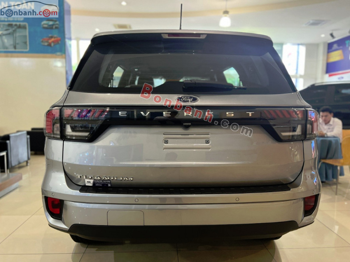 Bán ô tô Ford Everest Titanium 2.0L 4x2 AT - 2025 - xe mới
