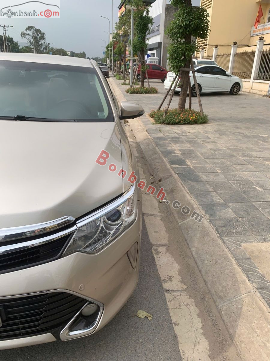 Bán ô tô Toyota Camry 2.0E - 2017 - xe cũ
