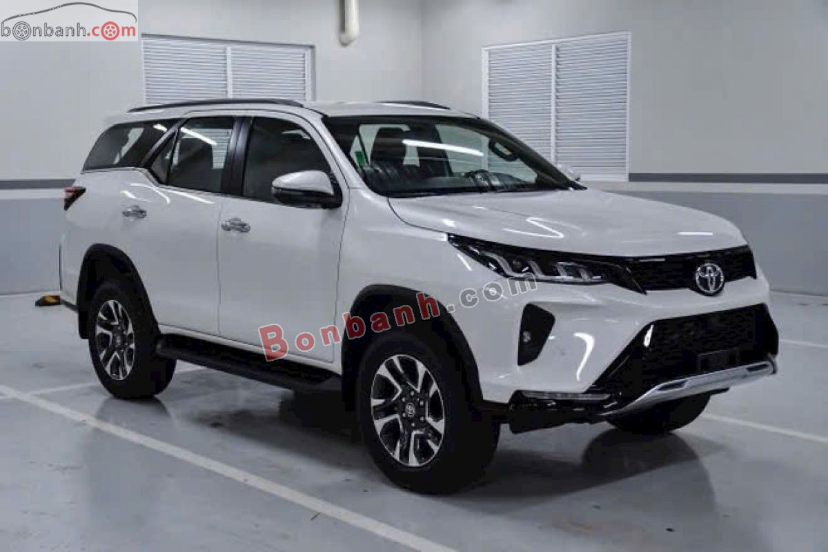 Bán ô tô Toyota Fortuner Legender 2.4L 4x2 AT - 2025 - xe mới