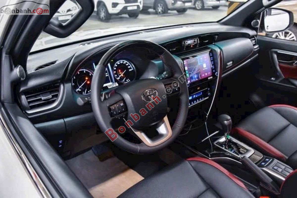 Bán ô tô Toyota Fortuner Legender 2.4L 4x2 AT - 2025 - xe mới
