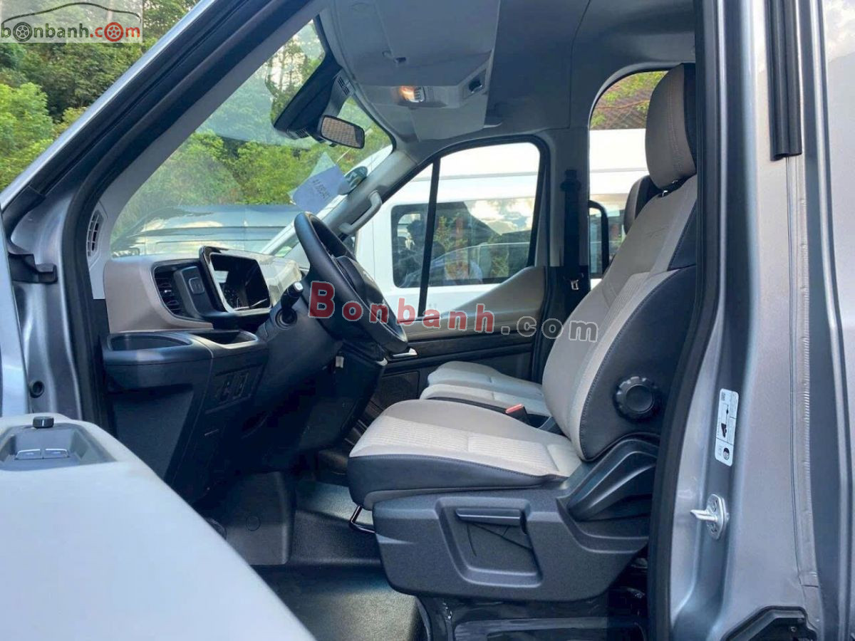 Bán ô tô Ford Transit Trend - 2025 - xe mới