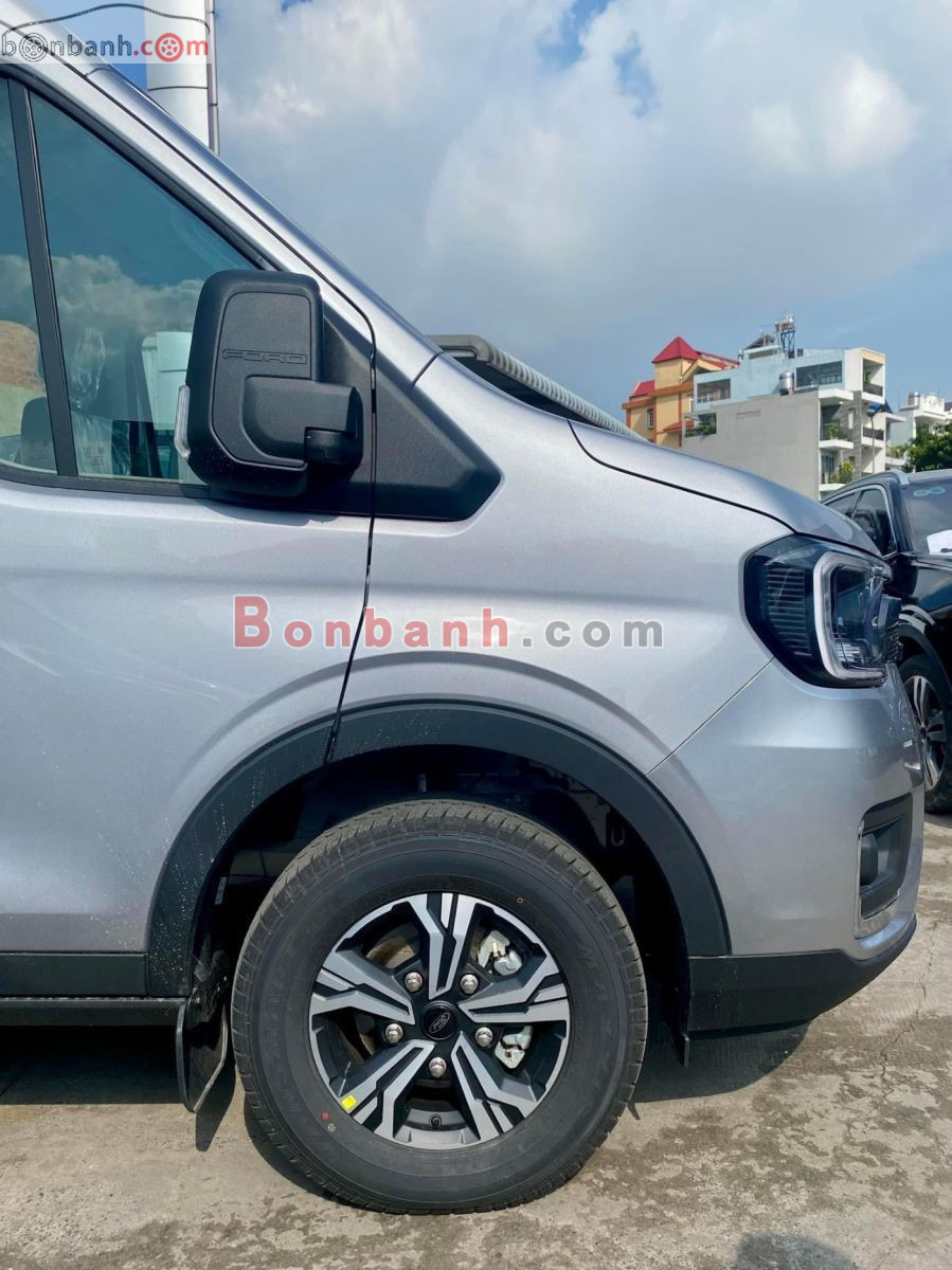 Bán ô tô Ford Transit Trend - 2025 - xe mới