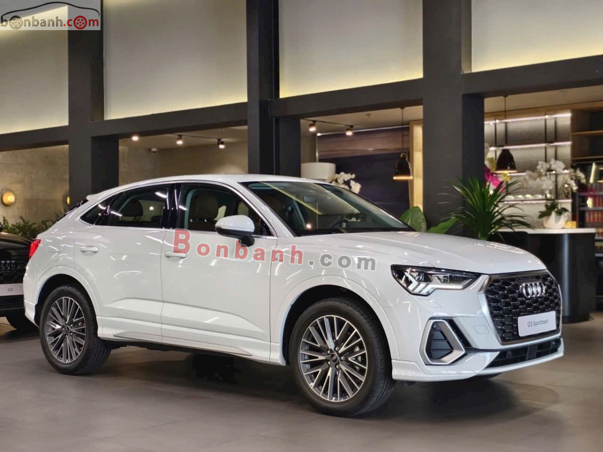 Bán ô tô Audi Q3 35 TFSI Advanced Black Edition - 2025 - xe mới