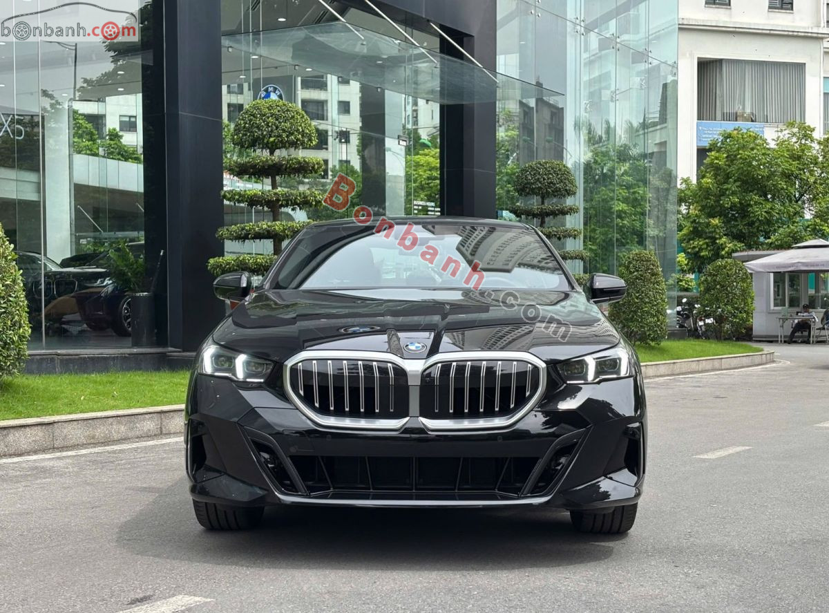 Bán ô tô BMW 5 Series 530i M Sport - 2025 - xe mới
