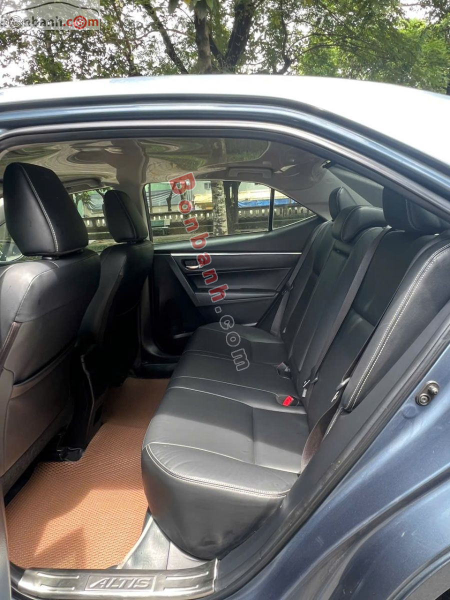 Bán ô tô Toyota Corolla altis 2.0V Sport - 2017 - xe cũ