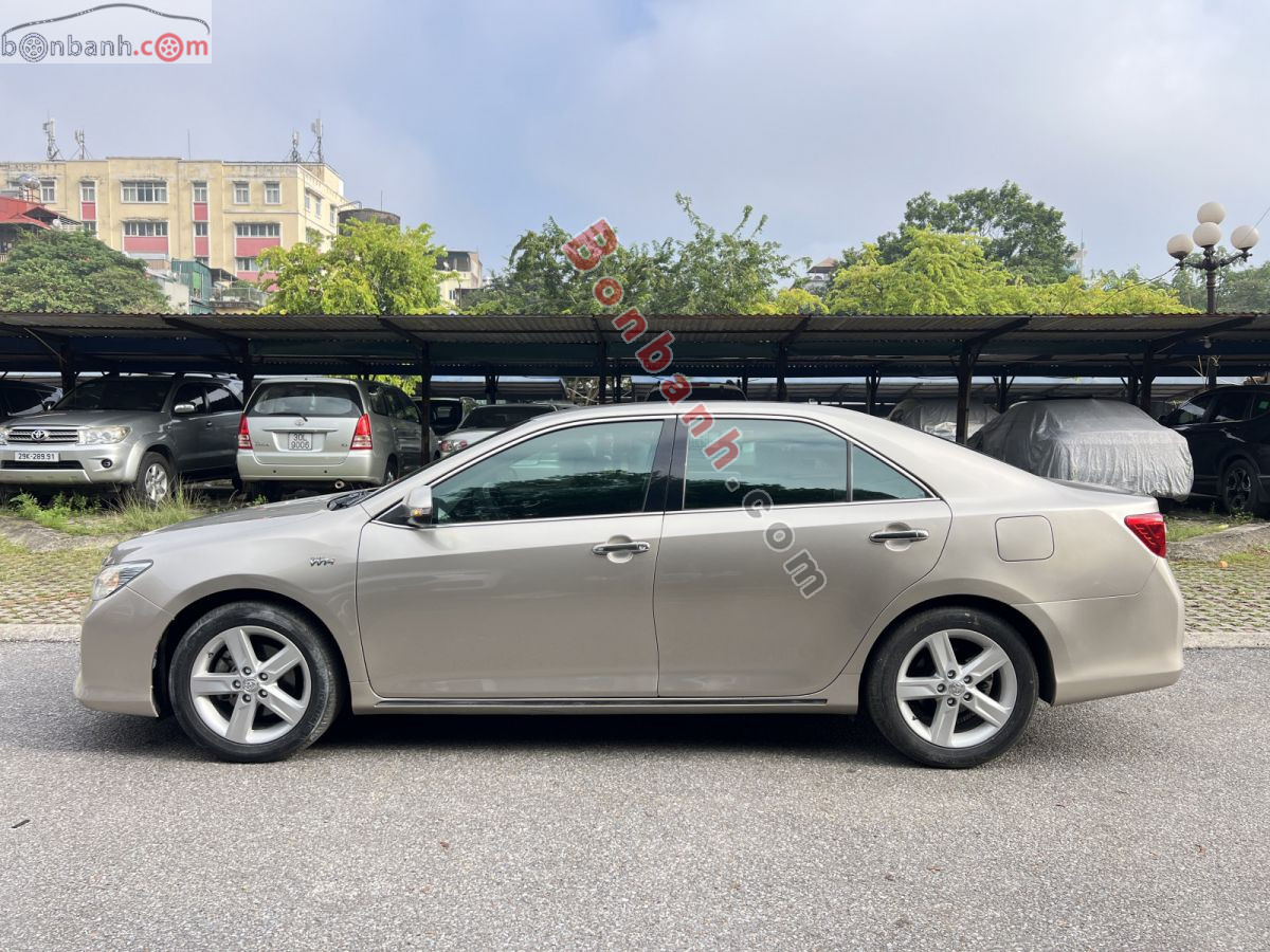 Bán ô tô Toyota Camry 2.5Q - 2014 - xe cũ