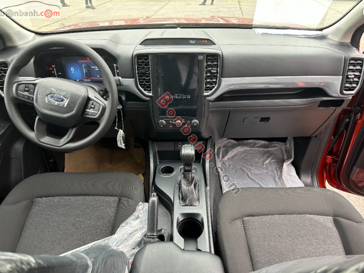 Bán ô tô Ford Ranger XLS 2.0L 4x2 AT - 2025 - xe mới