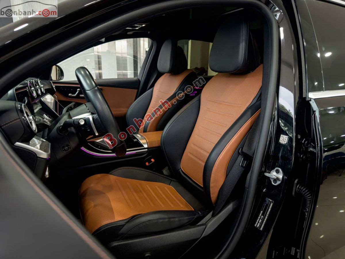 Bán ô tô Mercedes Benz C class C300 AMG - 2021 - xe cũ