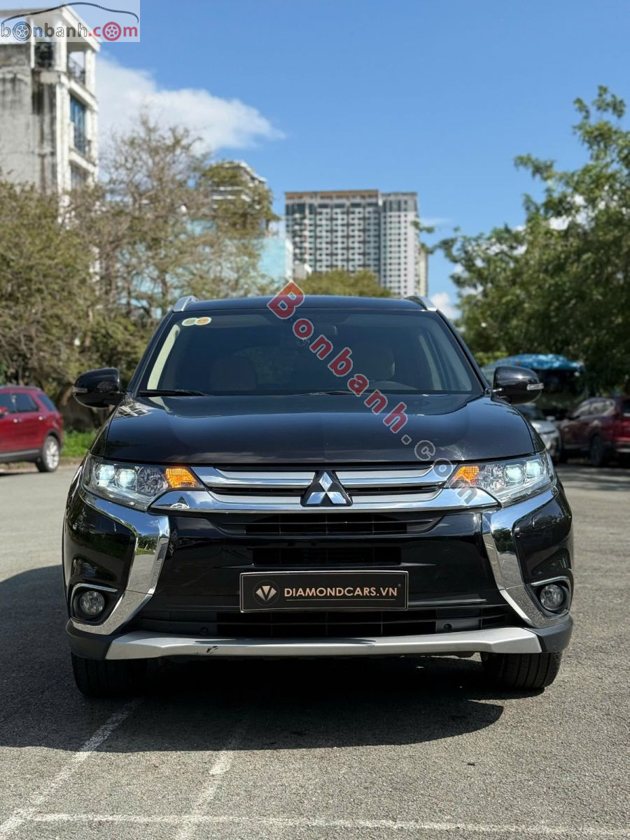 Bán ô tô Mitsubishi Outlander 2.0 CVT Premium - 2018 - xe cũ