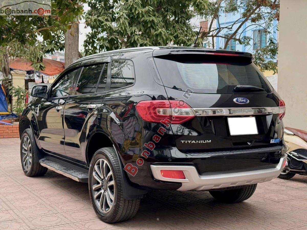 Bán ô tô Ford Everest Titanium 2.0L 4x2 AT - 2018 - xe cũ