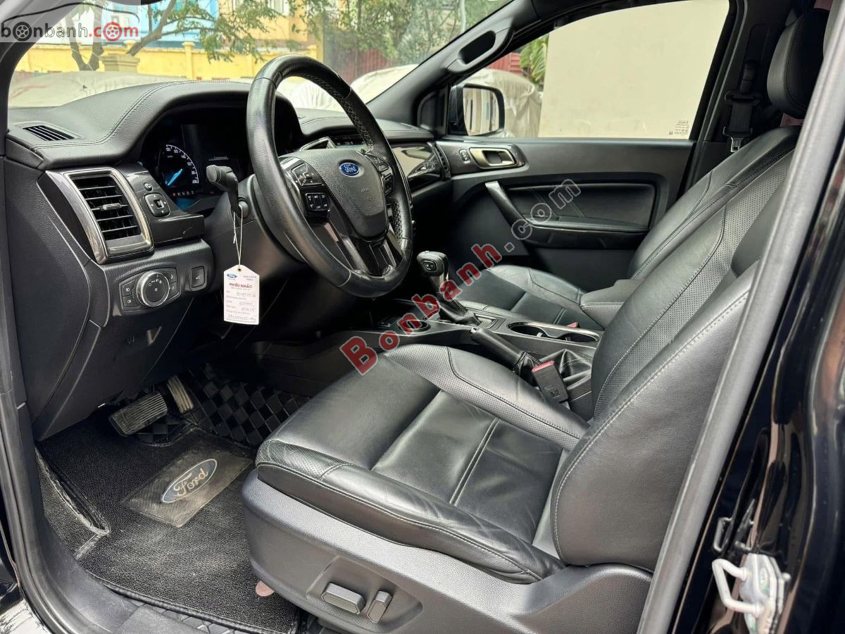 Bán ô tô Ford Everest Titanium 2.0L 4x2 AT - 2018 - xe cũ