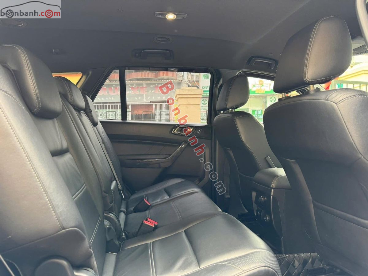 Bán ô tô Ford Everest Titanium 2.0L 4x2 AT - 2018 - xe cũ