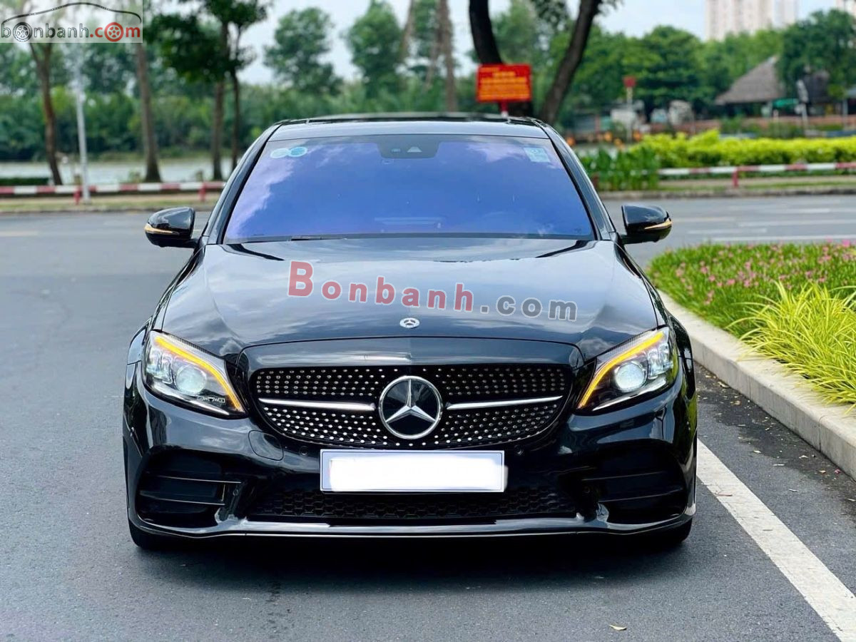 Bán ô tô Mercedes Benz C class C300 AMG - 2019 - xe cũ