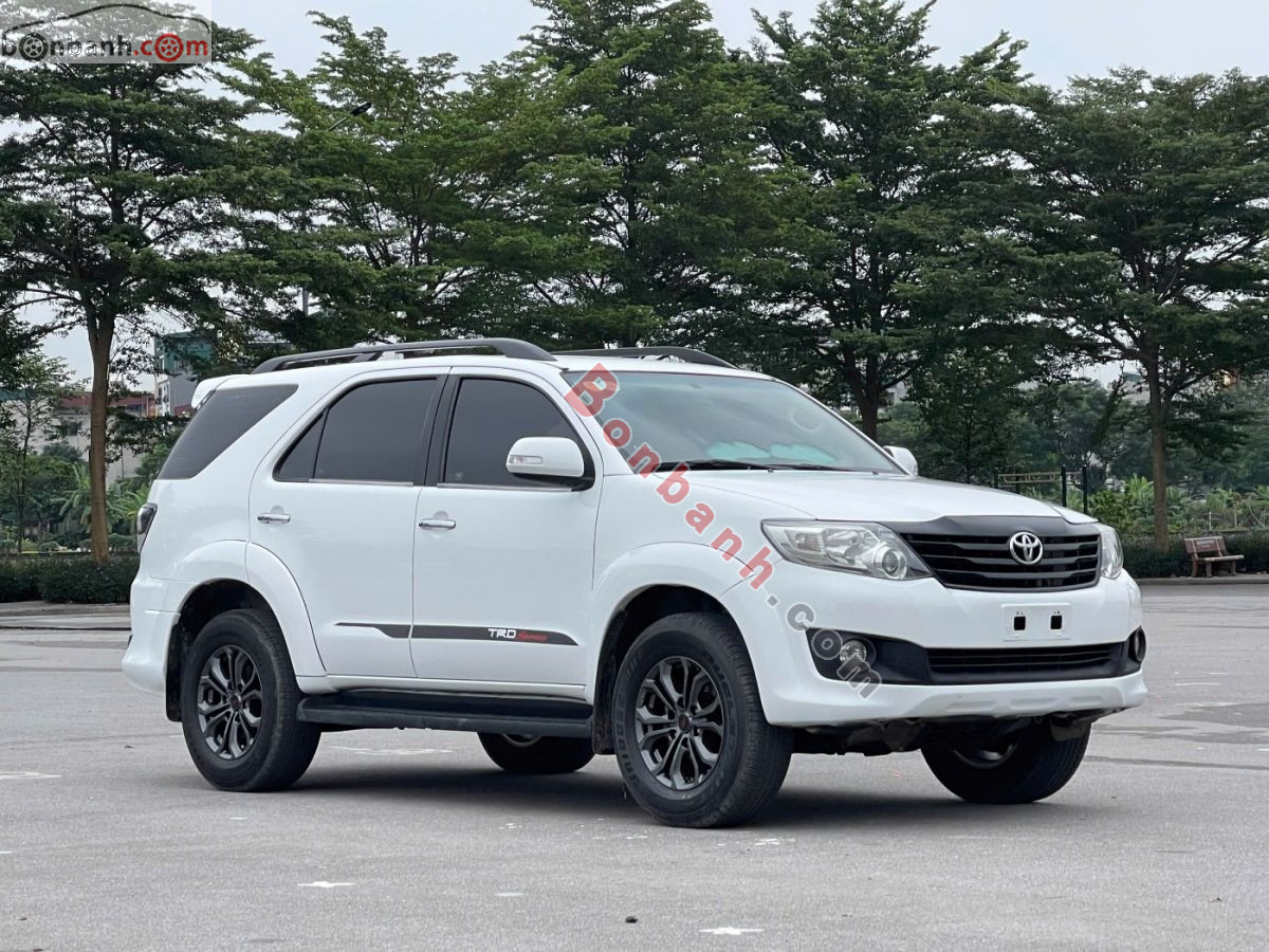 Bán ô tô Toyota Fortuner TRD Sportivo 4x2 AT - 2015 - xe cũ