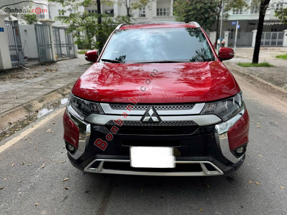 Bán ô tô Mitsubishi Outlander Premium 2.0 CVT - 2021 - xe cũ