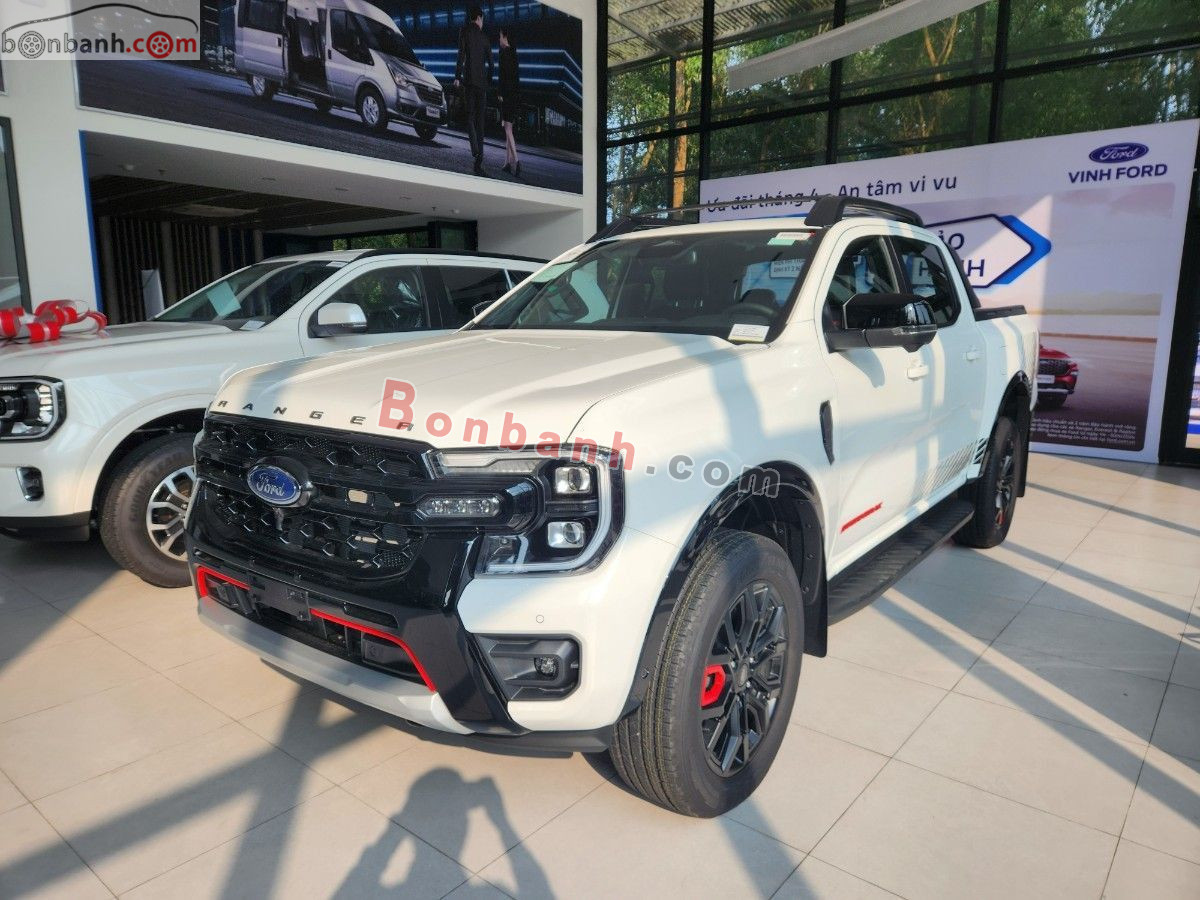 Bán ô tô Ford Ranger Stormtrak 2.0L 4x4 AT - 2025 - xe mới