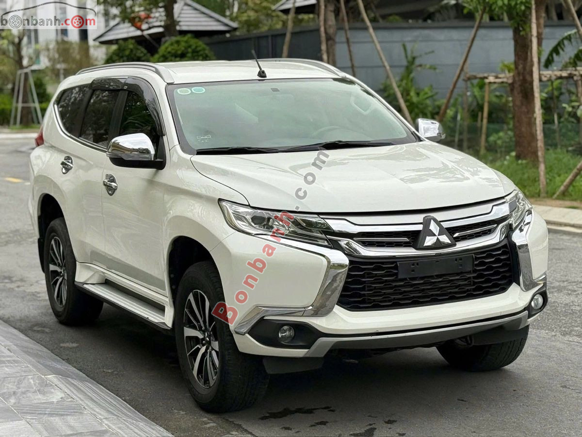 Bán ô tô Mitsubishi Pajero Sport 2.4D 4x2 MT - 2019 - xe cũ