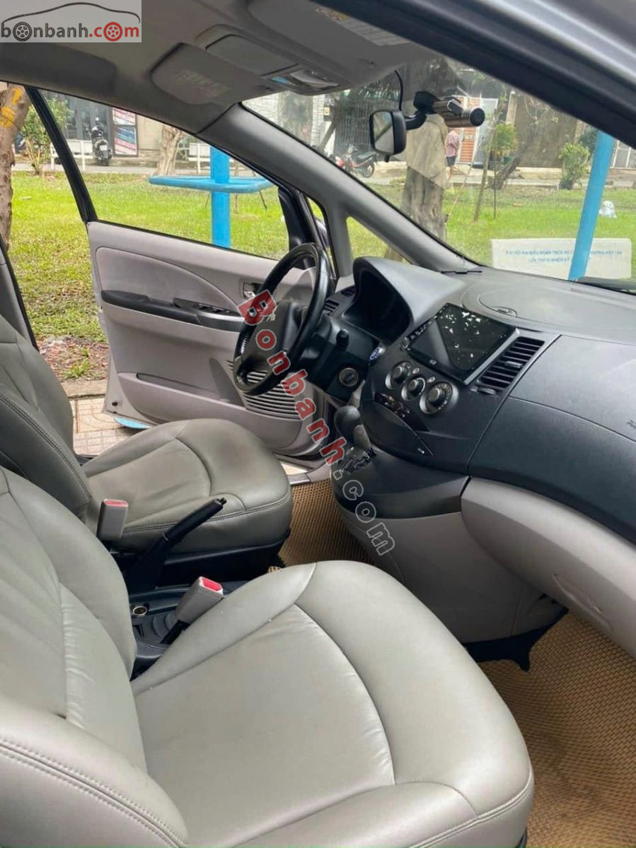 Bán ô tô Mitsubishi Grandis 2.4 AT - 2005 - xe cũ