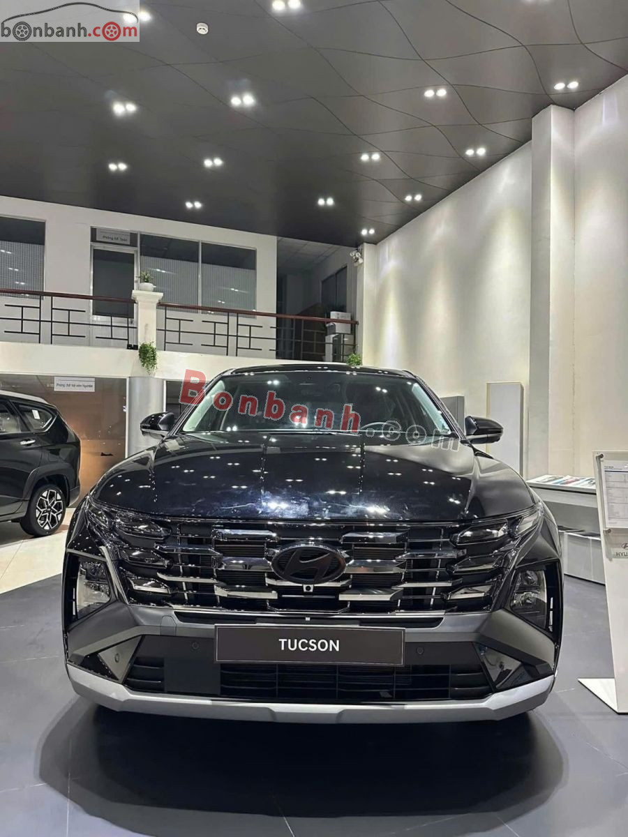 Bán ô tô Hyundai Tucson 2.0 AT Đặc biệt - 2025 - xe mới