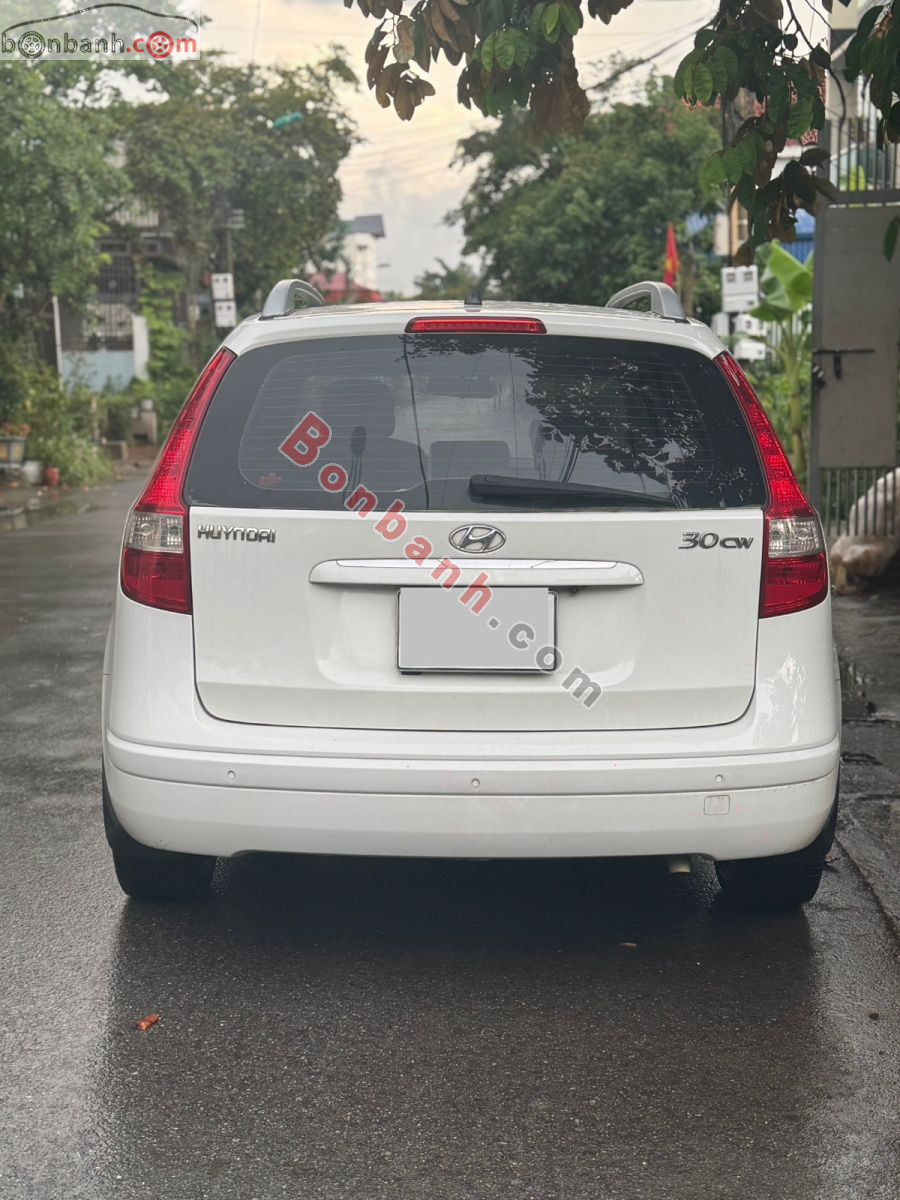 Bán ô tô Hyundai i30 CW 1.6 AT - 2011 - xe cũ