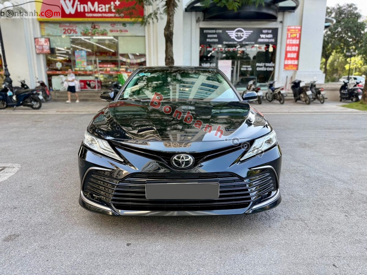 Bán ô tô Toyota Camry 2.0Q - 2022 - xe cũ