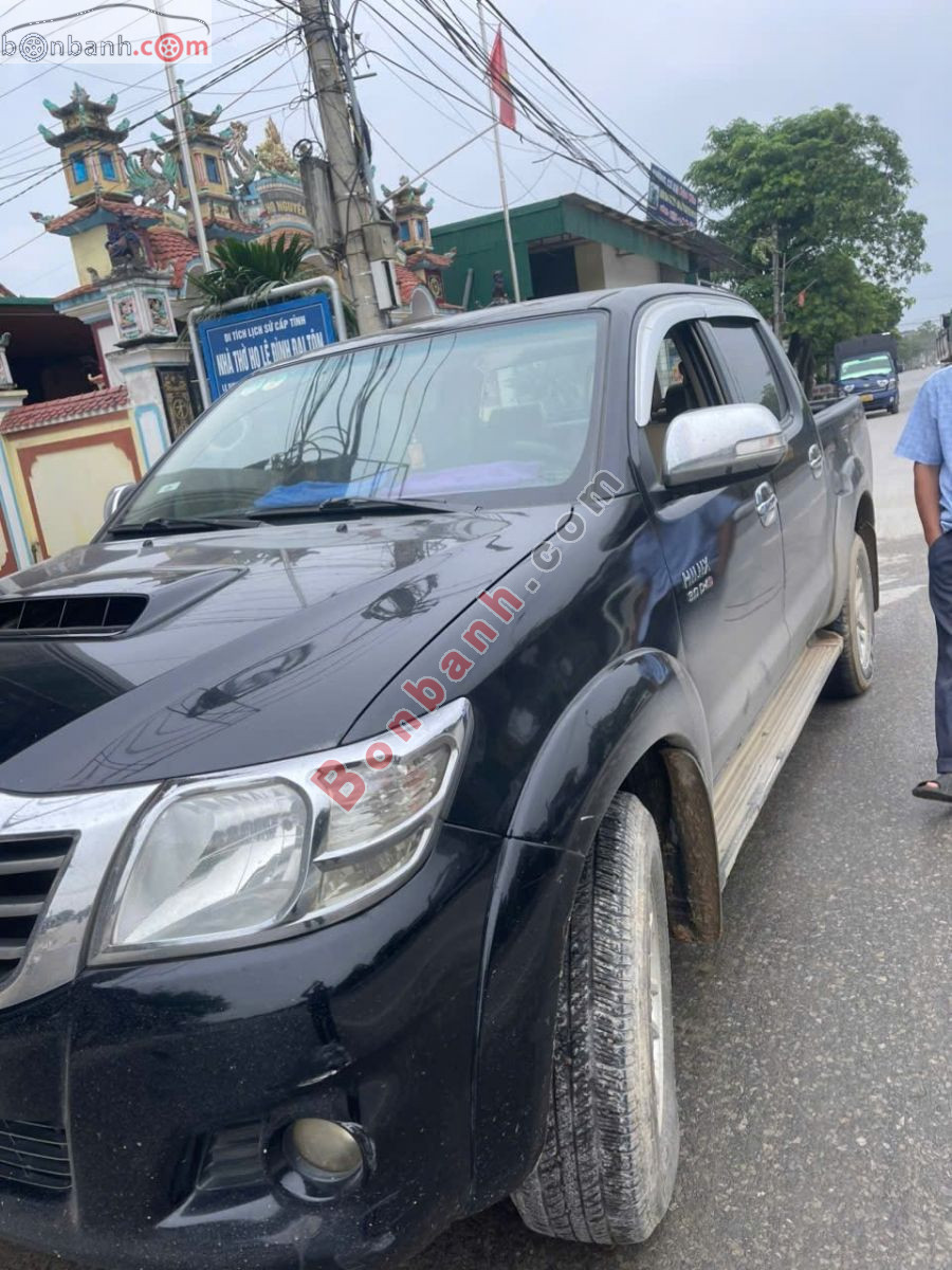 Bán ô tô Toyota Hilux 3.0G 4x4 MT - 2014 - xe cũ