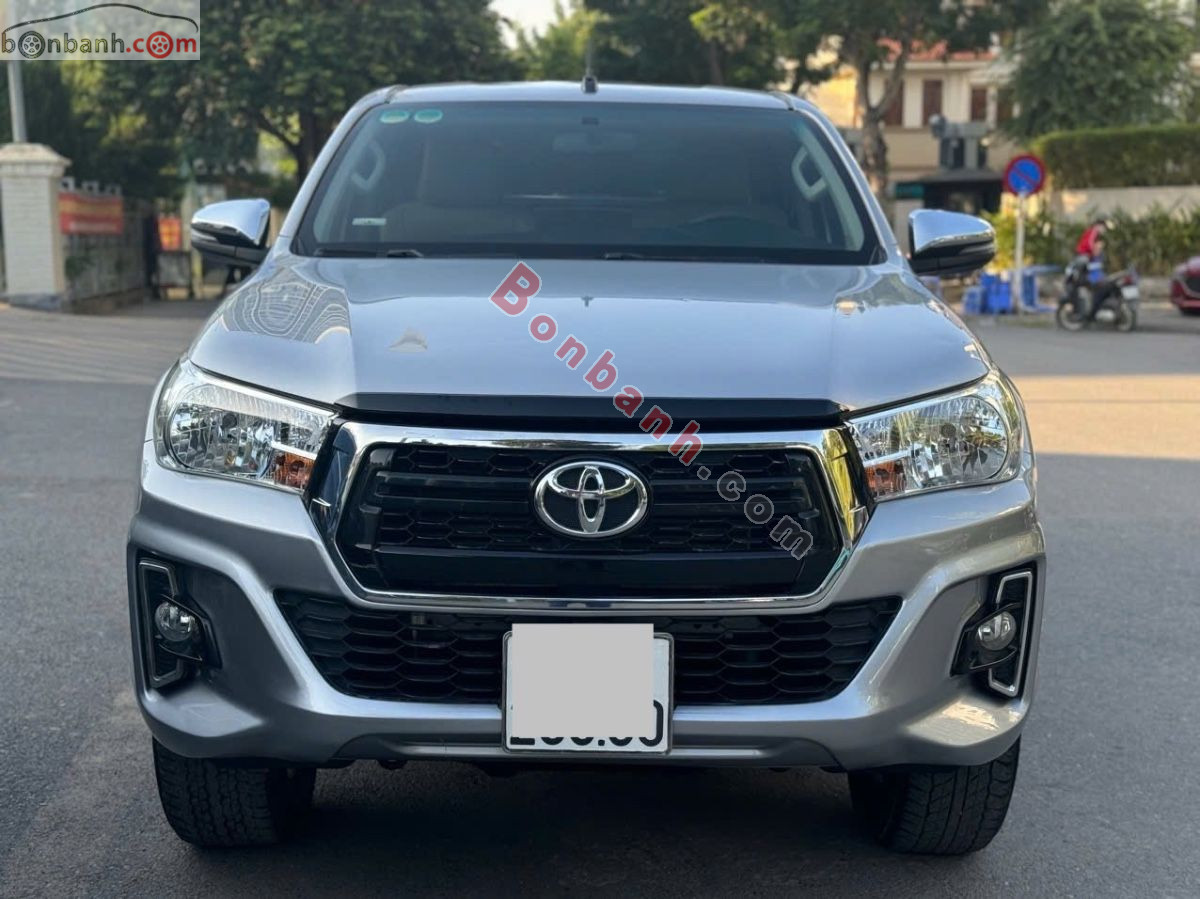 Bán ô tô Toyota Hilux 2.4E 4x2 AT - 2019 - xe cũ