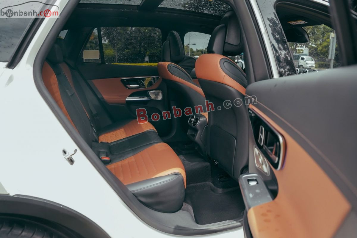 Bán ô tô Mercedes Benz GLC 300 4Matic - 2023 - xe cũ