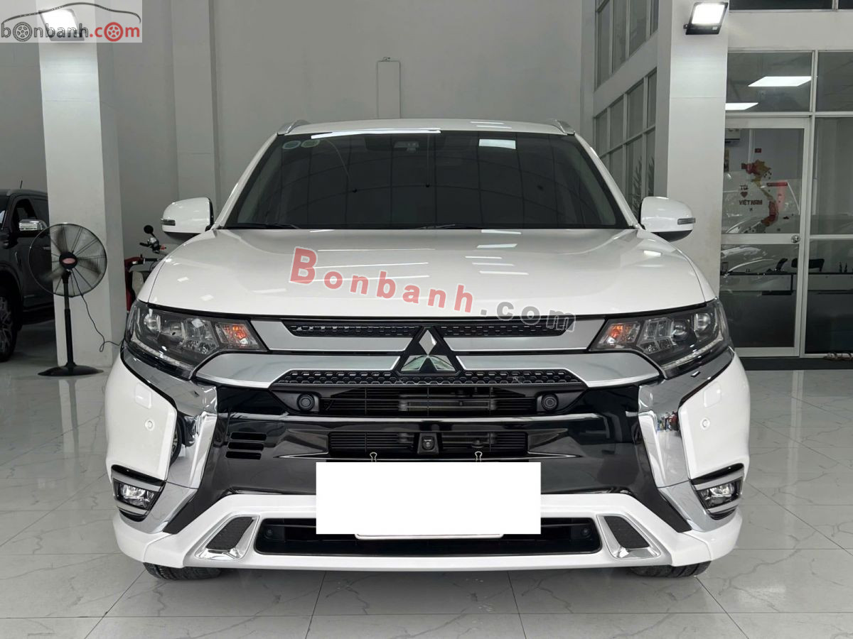 Bán ô tô Mitsubishi Outlander Premium 2.0 CVT - 2023 - xe cũ