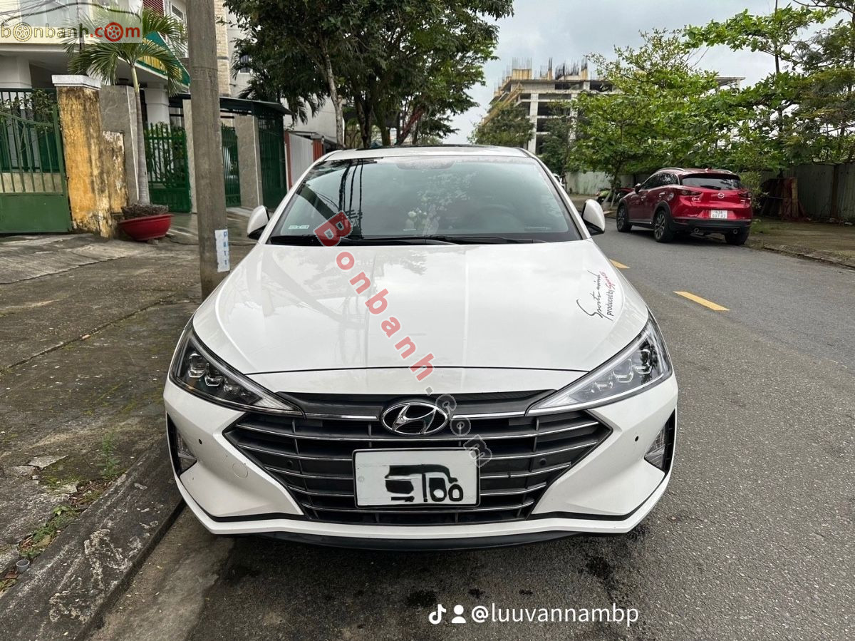 Bán ô tô Hyundai Elantra 2.0 AT - 2021 - xe cũ