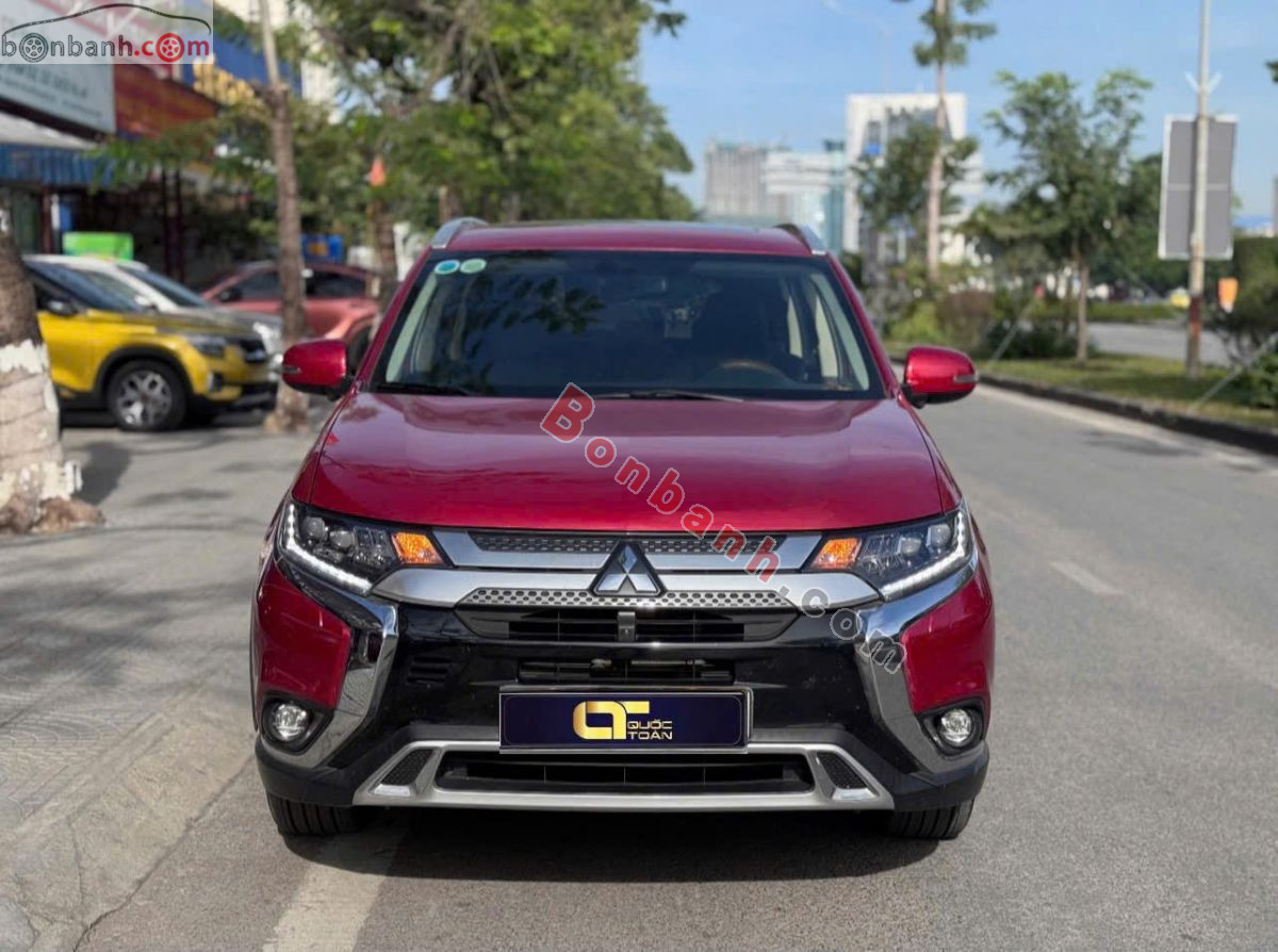Bán ô tô Mitsubishi Outlander Premium 2.0 CVT - 2021 - xe cũ