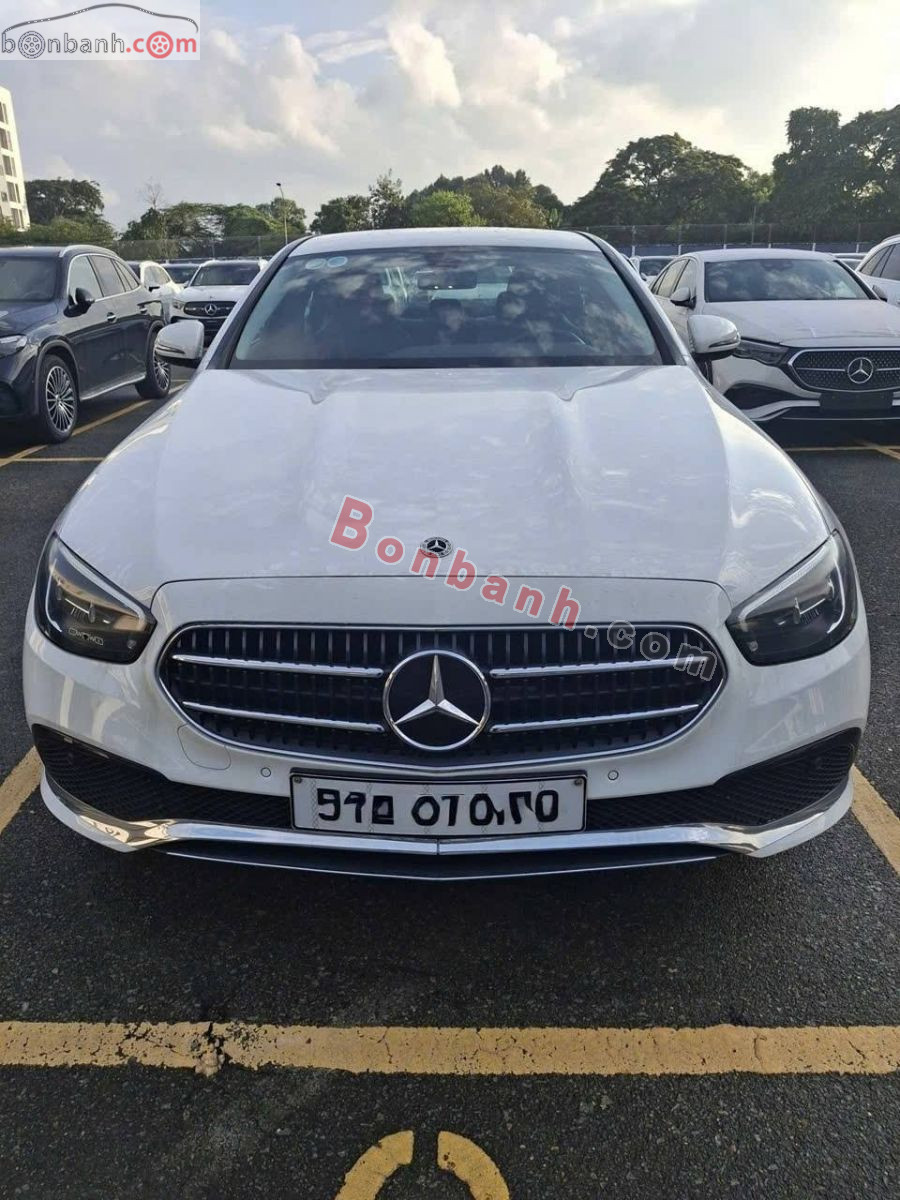 Bán ô tô Mercedes Benz E class E180 - 2022 - xe cũ
