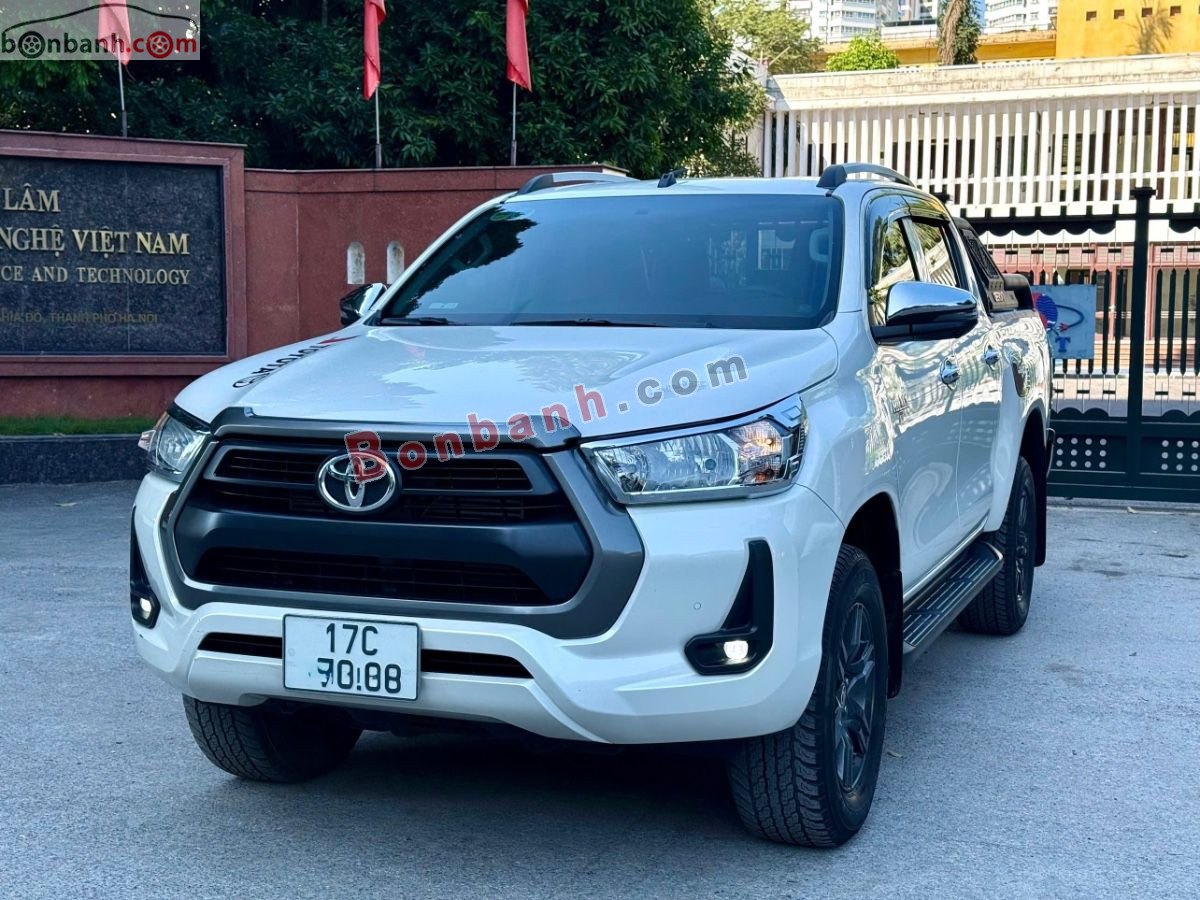 Bán ô tô Toyota Hilux 2.4L 4x2 AT - 2021 - xe cũ